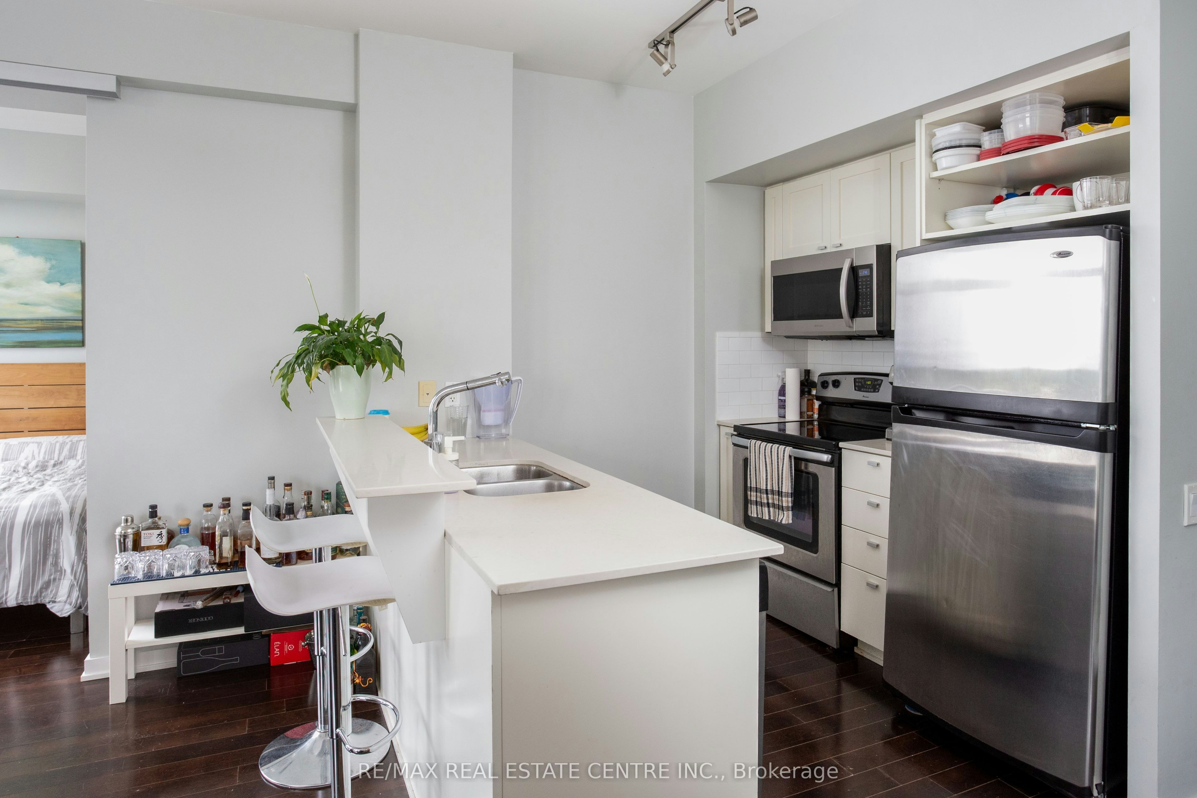 912-103 The Queensway N/A, Toronto, ON, M6S 5B3 - 6