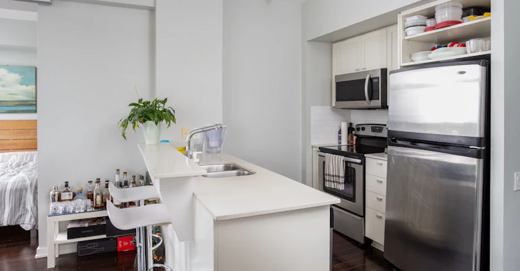 912-103 The Queensway N/A, Toronto, ON, M6S 5B3 - 6