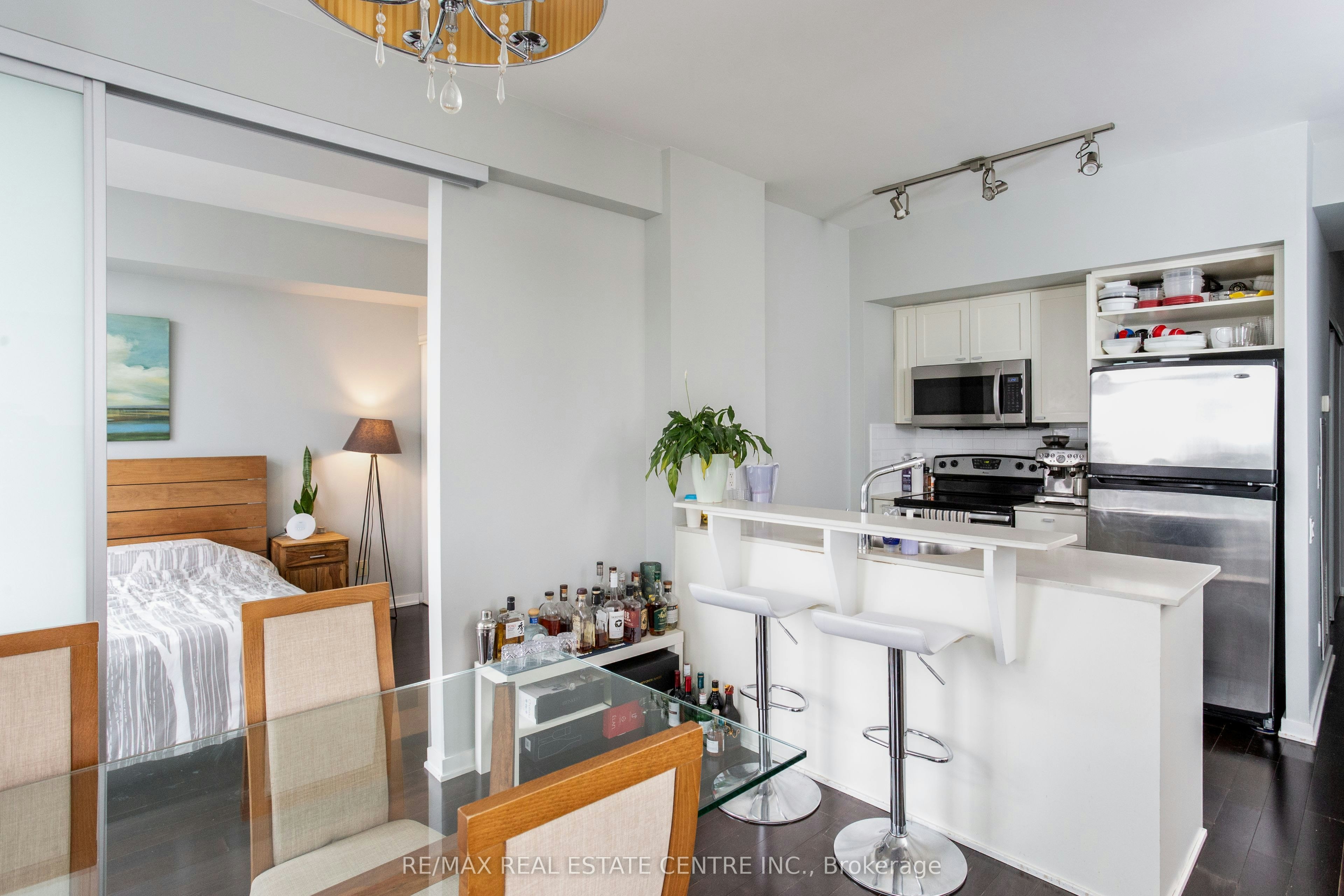 912-103 The Queensway N/A, Toronto, ON, M6S 5B3 - 5