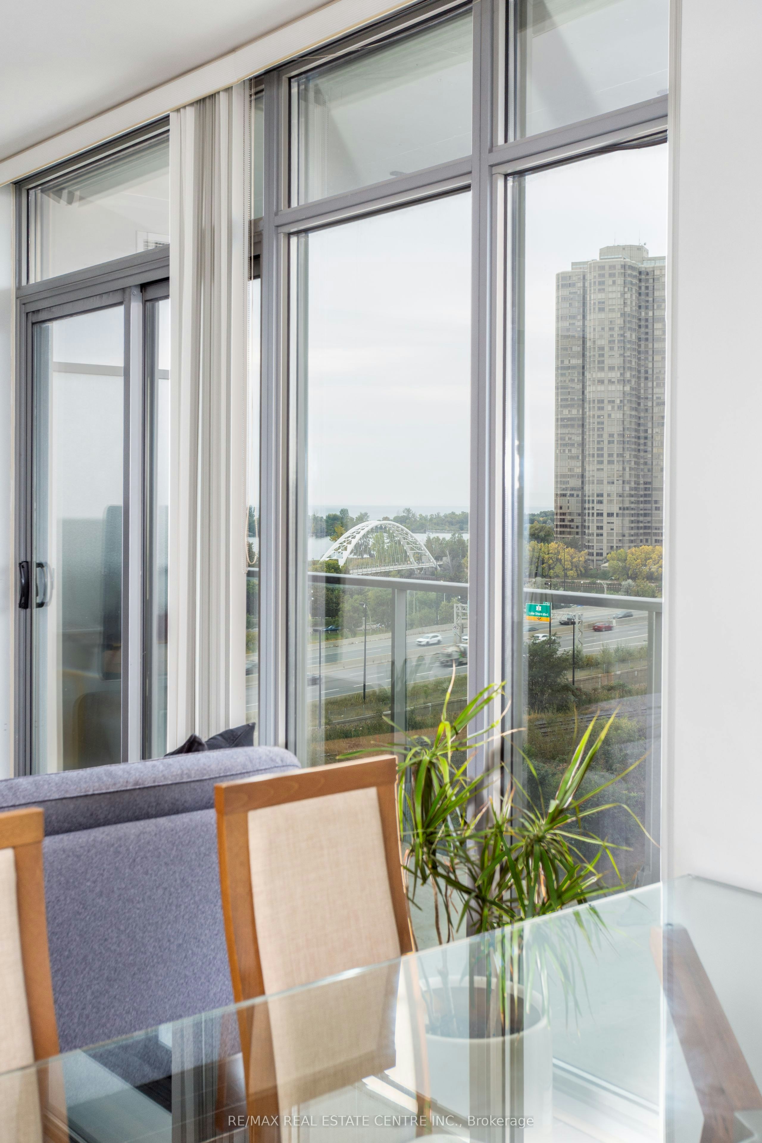 912-103 The Queensway N/A, Toronto, ON, M6S 5B3 - 9