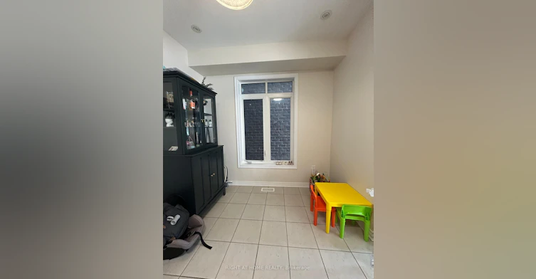 3031 Rivertrail Common, Oakville, ON, L6M 0Z1 - 12