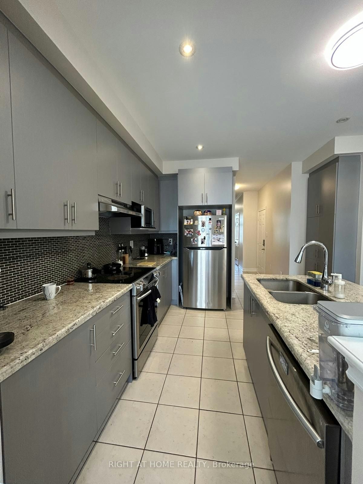 3031 Rivertrail Common, Oakville, ON, L6M 0Z1 - 16