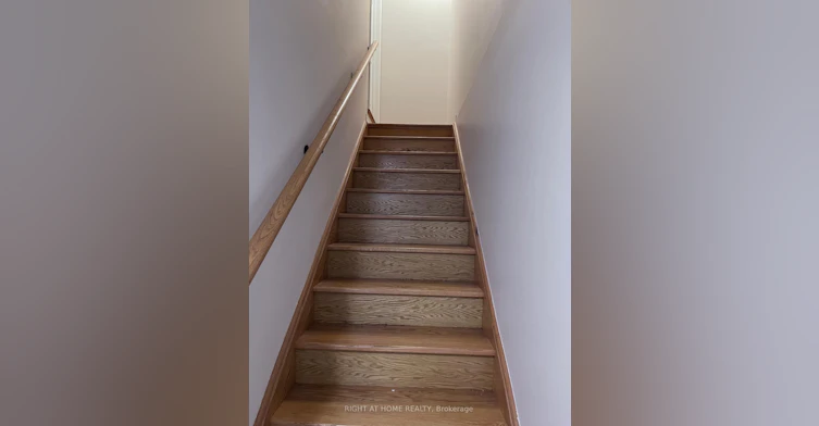 3031 Rivertrail Common, Oakville, ON, L6M 0Z1 - 11