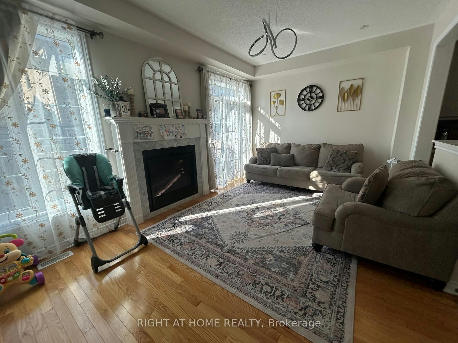 3031 Rivertrail Common, Oakville, ON, L6M 0Z1 - 19