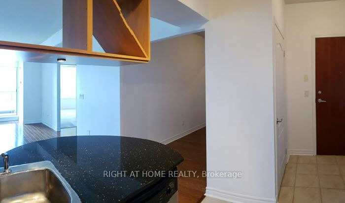 2806-4090 Living Arts Drive, Mississauga, ON, L5B 4M8 - 7