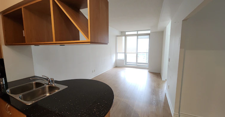 2806-4090 Living Arts Drive, Mississauga, ON, L5B 4M8 - 3