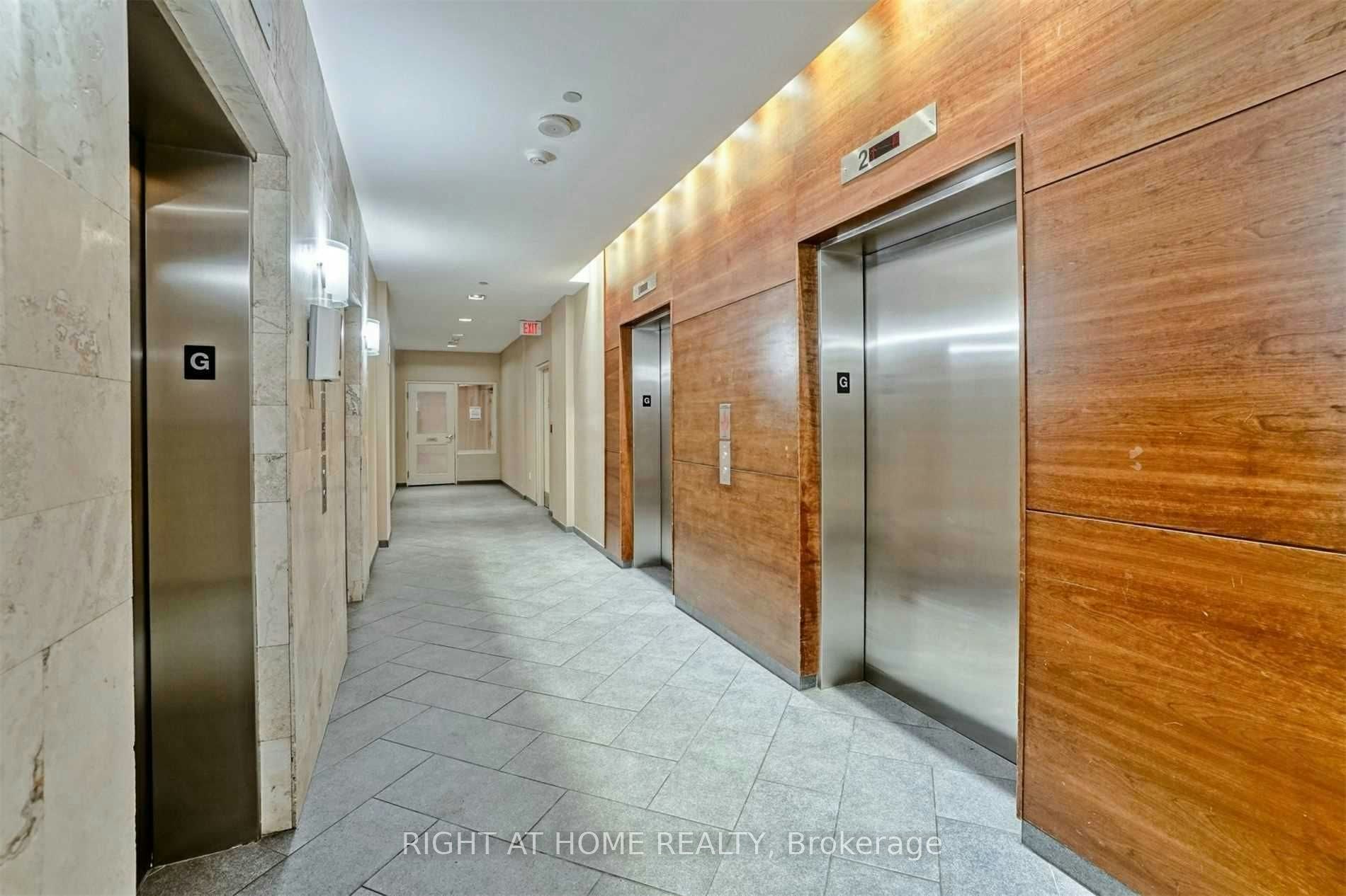 2806-4090 Living Arts Drive, Mississauga, ON, L5B 4M8 - 18