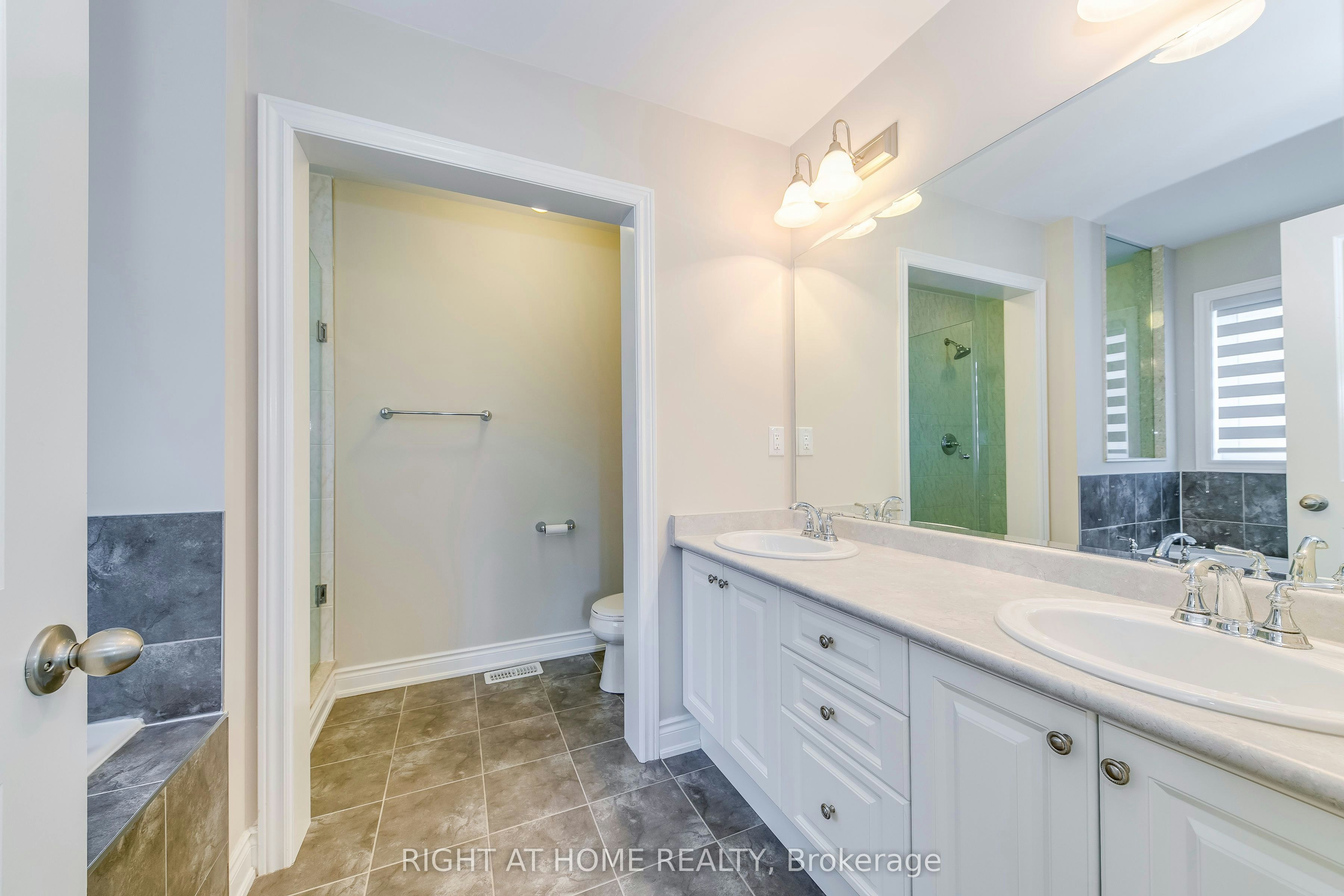 537 Terrace Way, Oakville, ON, L6M 1N6 - 15