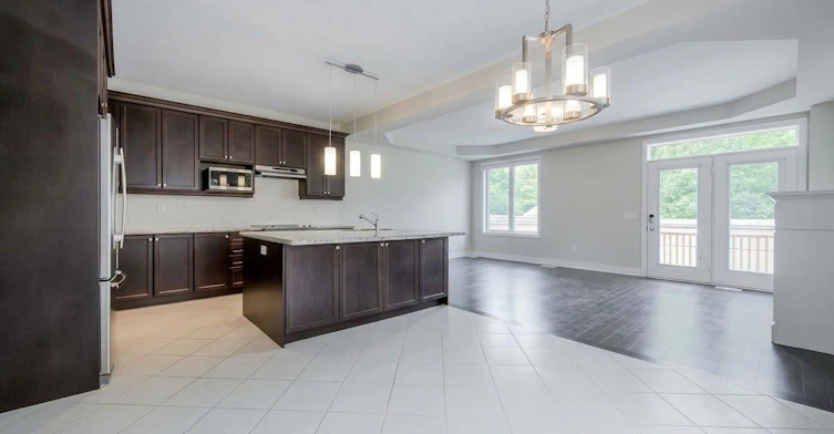 537 Terrace Way, Oakville, ON, L6M 1N6 - 2