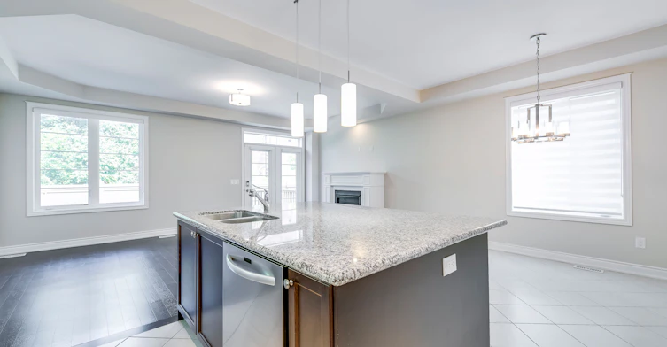537 Terrace Way, Oakville, ON, L6M 1N6 - 6