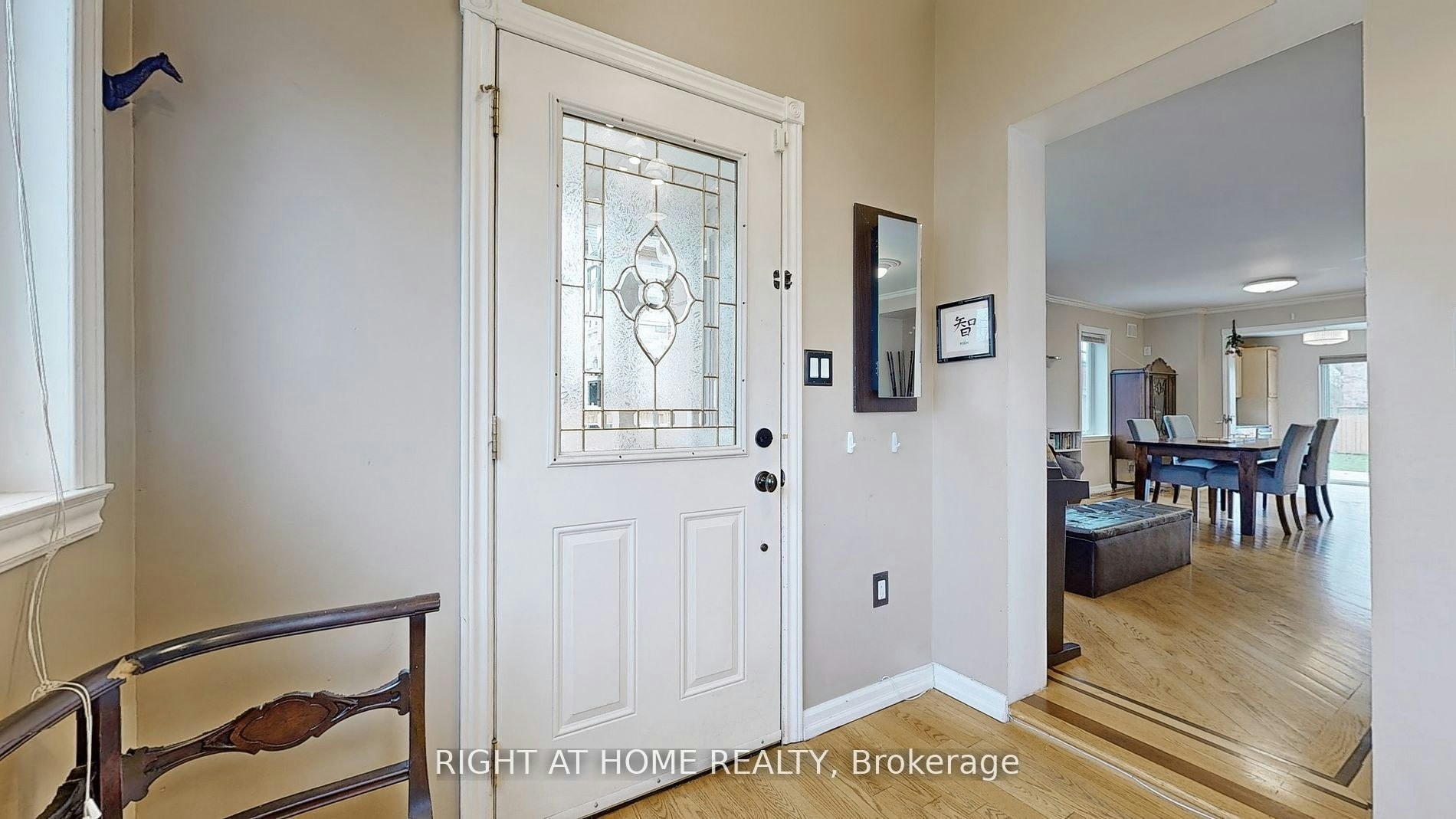 68 Eaglewood Boulevard E, Mississauga, ON, L5G 1V4 - 2