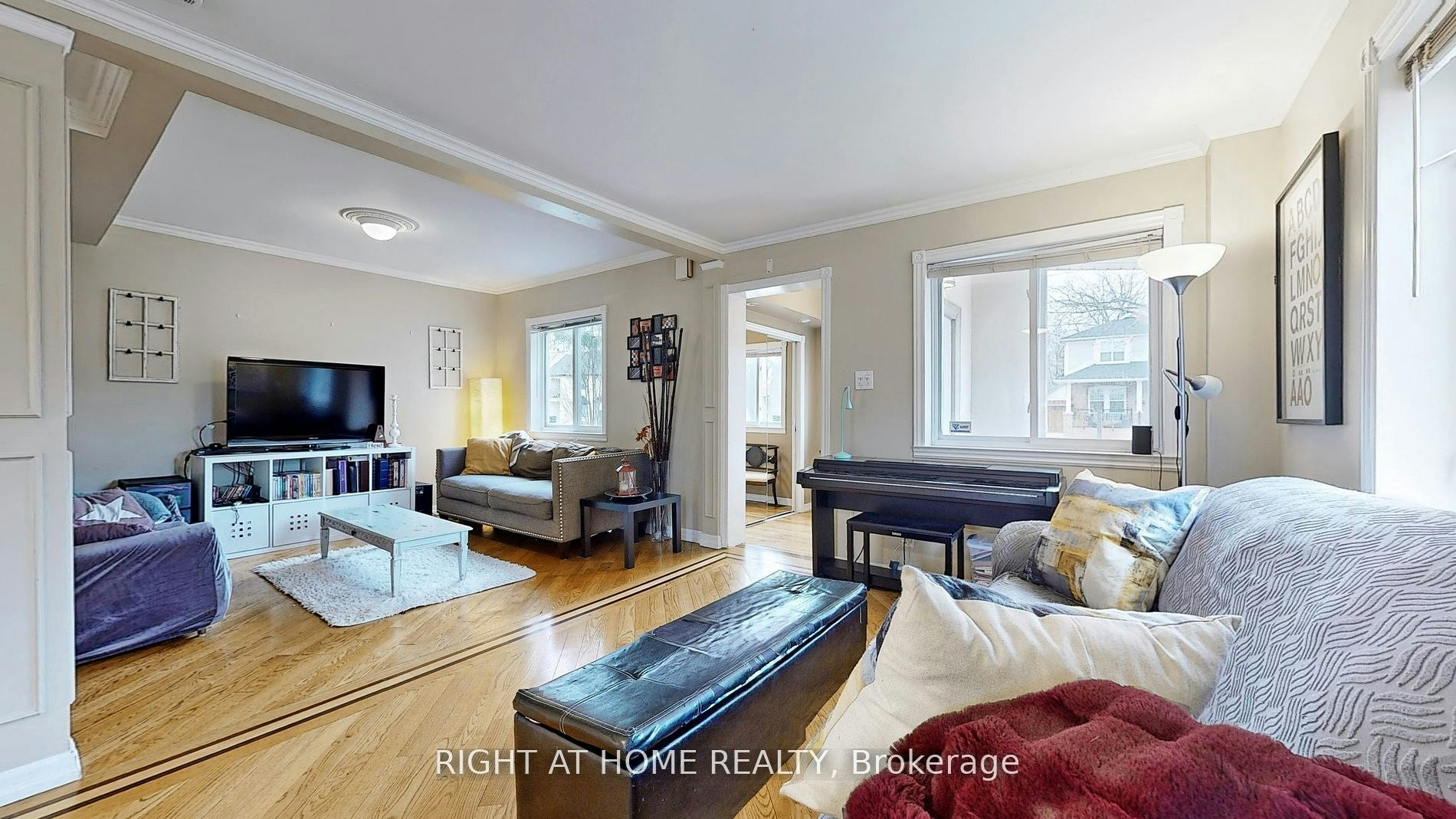 68 Eaglewood Boulevard E, Mississauga, ON, L5G 1V4 - 7