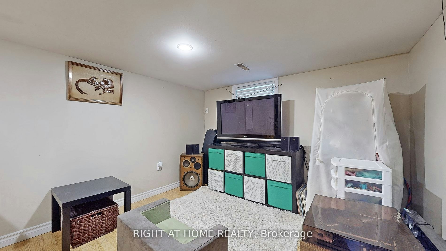 68 Eaglewood Boulevard E, Mississauga, ON, L5G 1V4 - 14