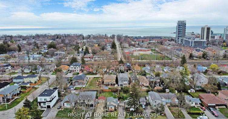 68 Eaglewood Boulevard E, Mississauga, ON, L5G 1V4 - 27