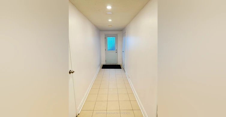 BSMT-4154 Sunflower Drive, Mississauga, ON, L5L 2L5