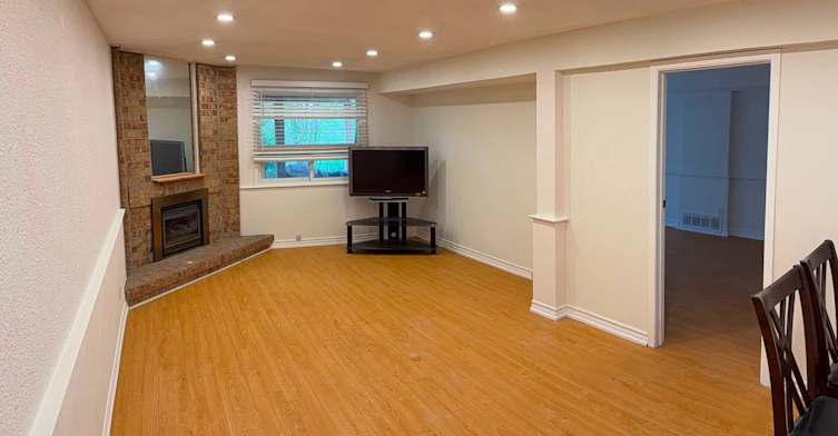 BSMT-4154 Sunflower Drive, Mississauga, ON, L5L 2L5 - 10