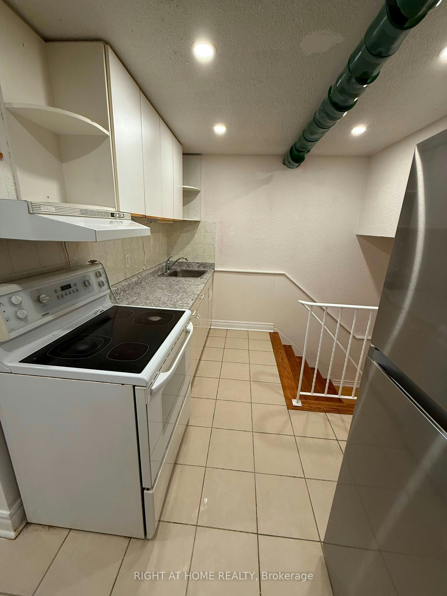 BSMT-4154 Sunflower Drive, Mississauga, ON, L5L 2L5 - 8