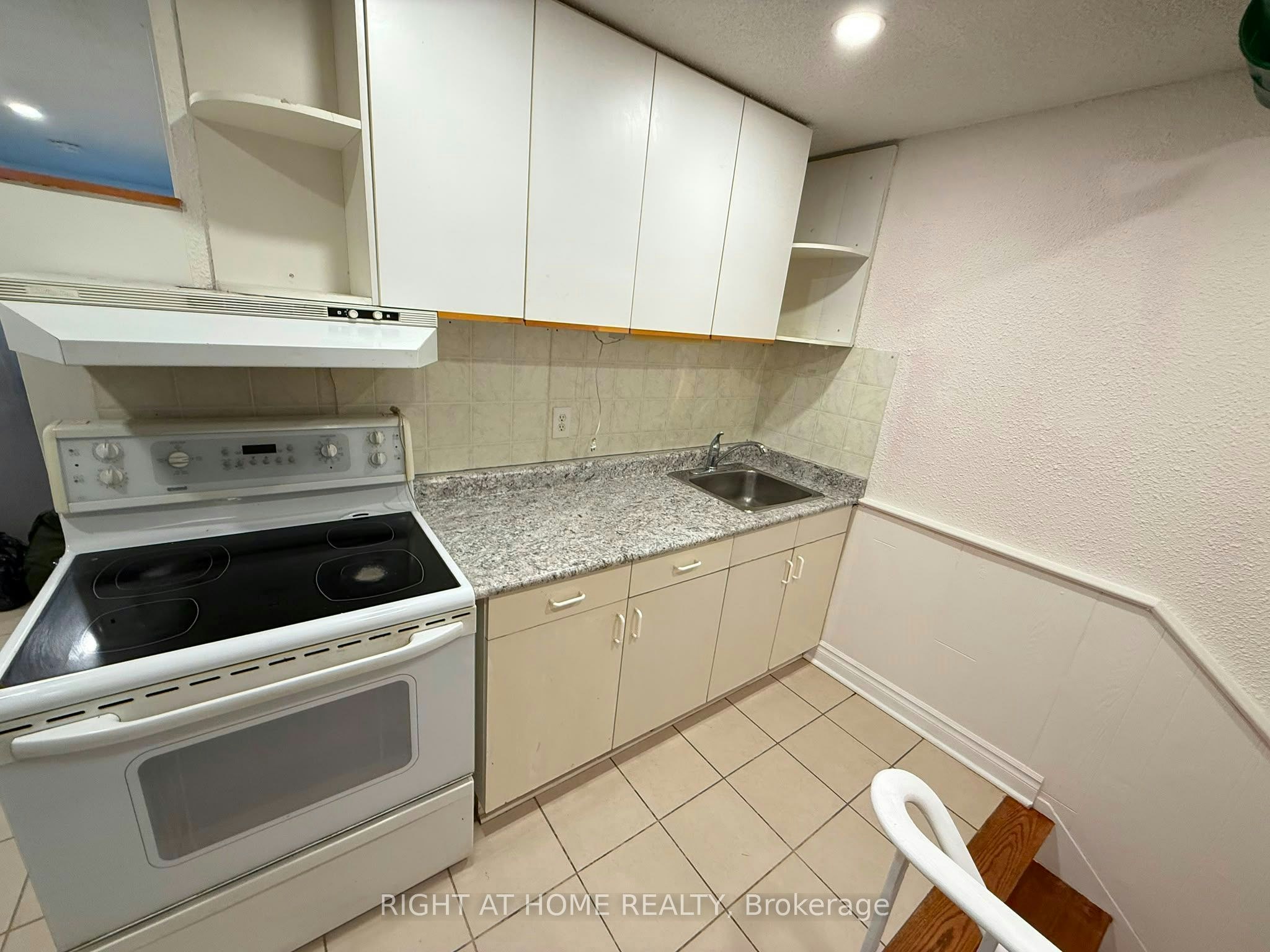 BSMT-4154 Sunflower Drive, Mississauga, ON, L5L 2L5 - 7
