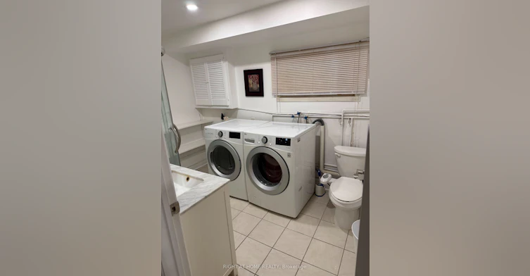 BSMT-4154 Sunflower Drive, Mississauga, ON, L5L 2L5 - 2