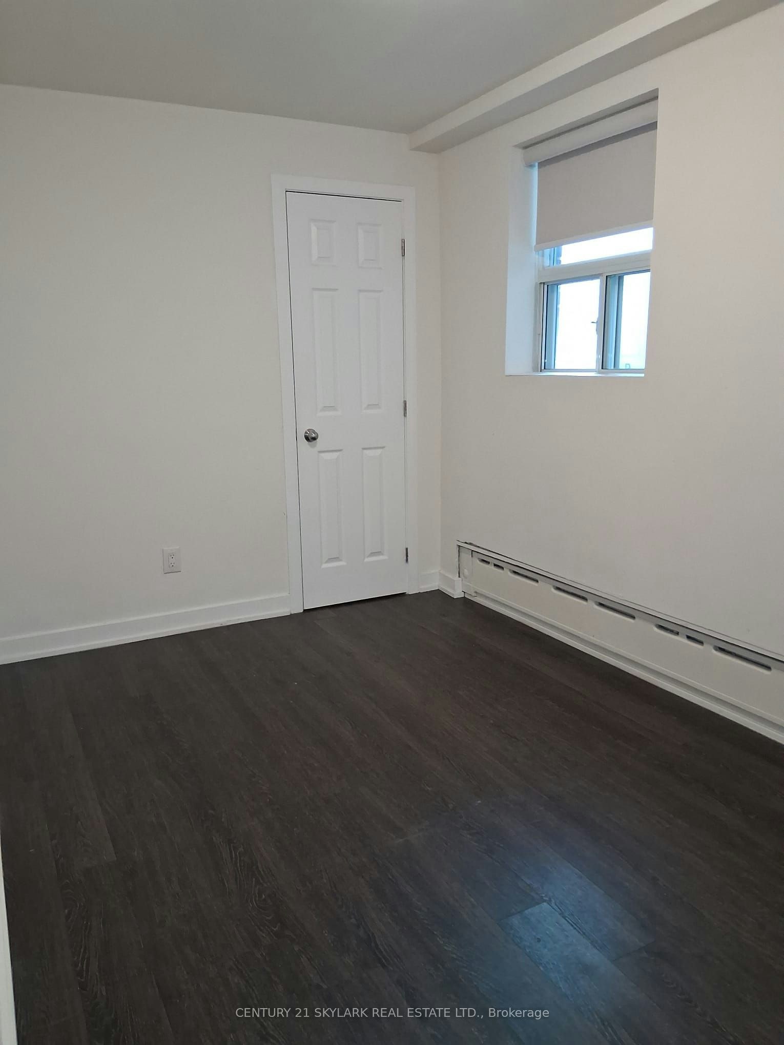 Lower-78 Cavell Avenue, Toronto, ON, M8V 1P2 - 6