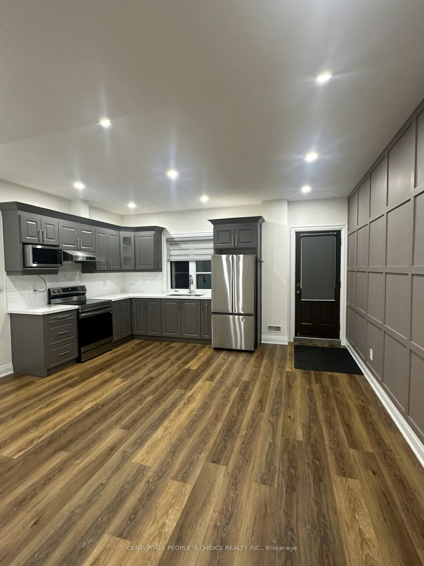 126 Degrey Drive, Brampton, ON, L6P 4L7