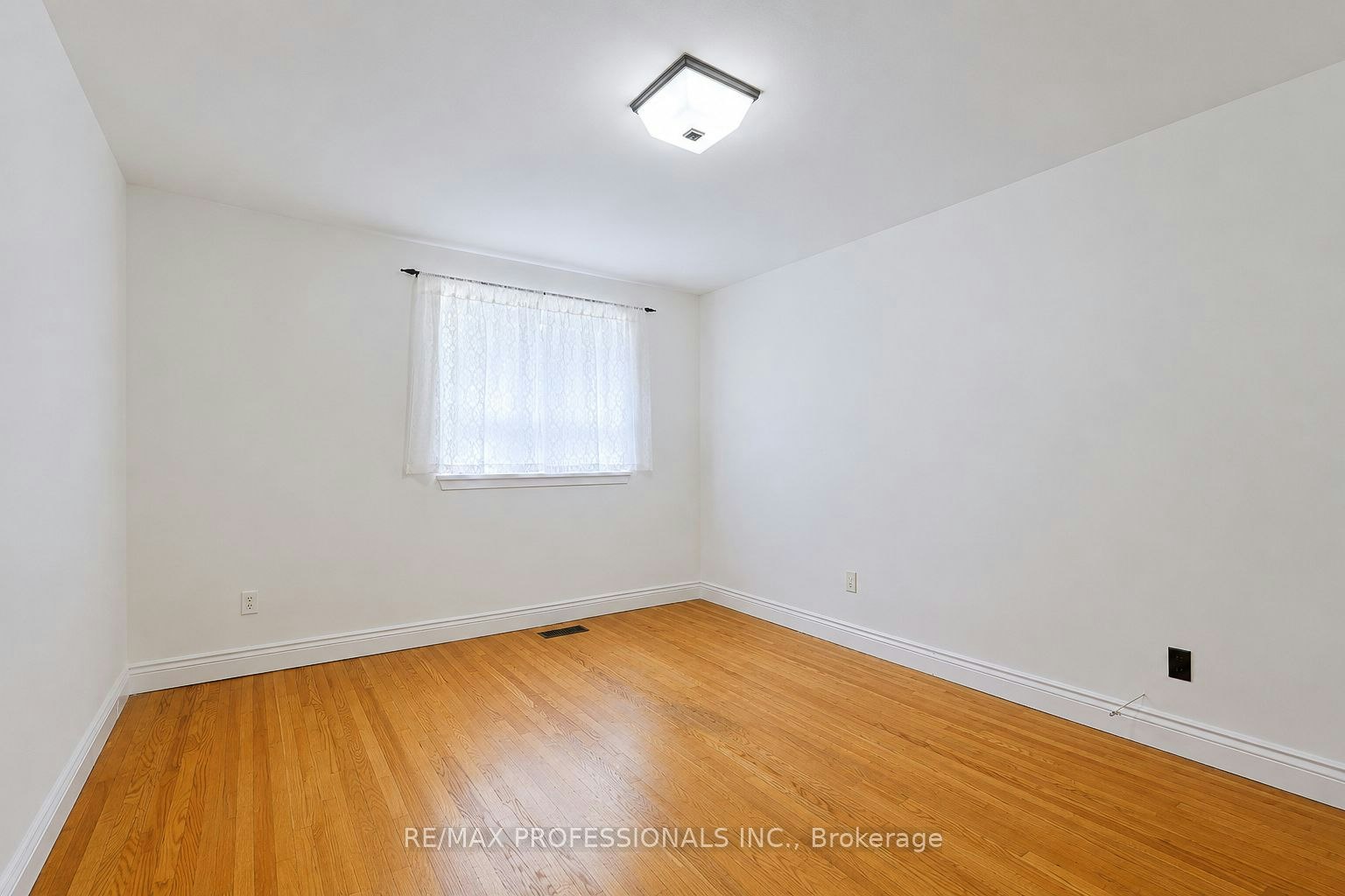 20-160 Carsbrooke Road, Toronto, ON, M9C 1G9 - 19