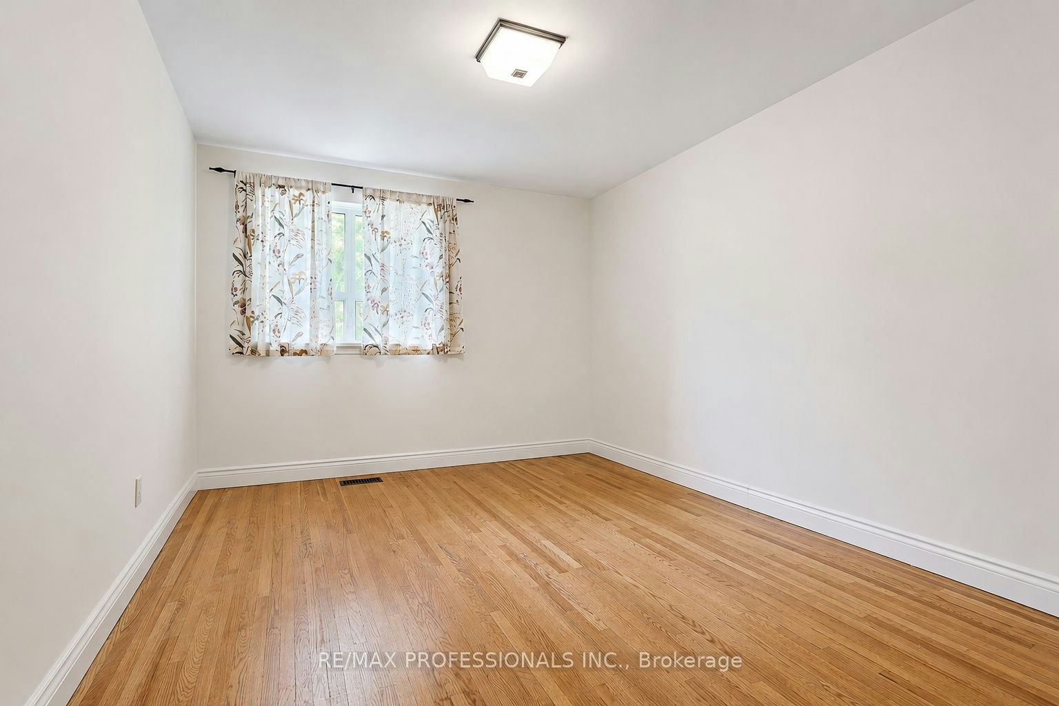 20-160 Carsbrooke Road, Toronto, ON, M9C 1G9 - 17