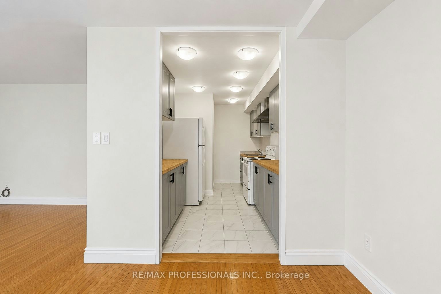 20-160 Carsbrooke Road, Toronto, ON, M9C 1G9 - 10