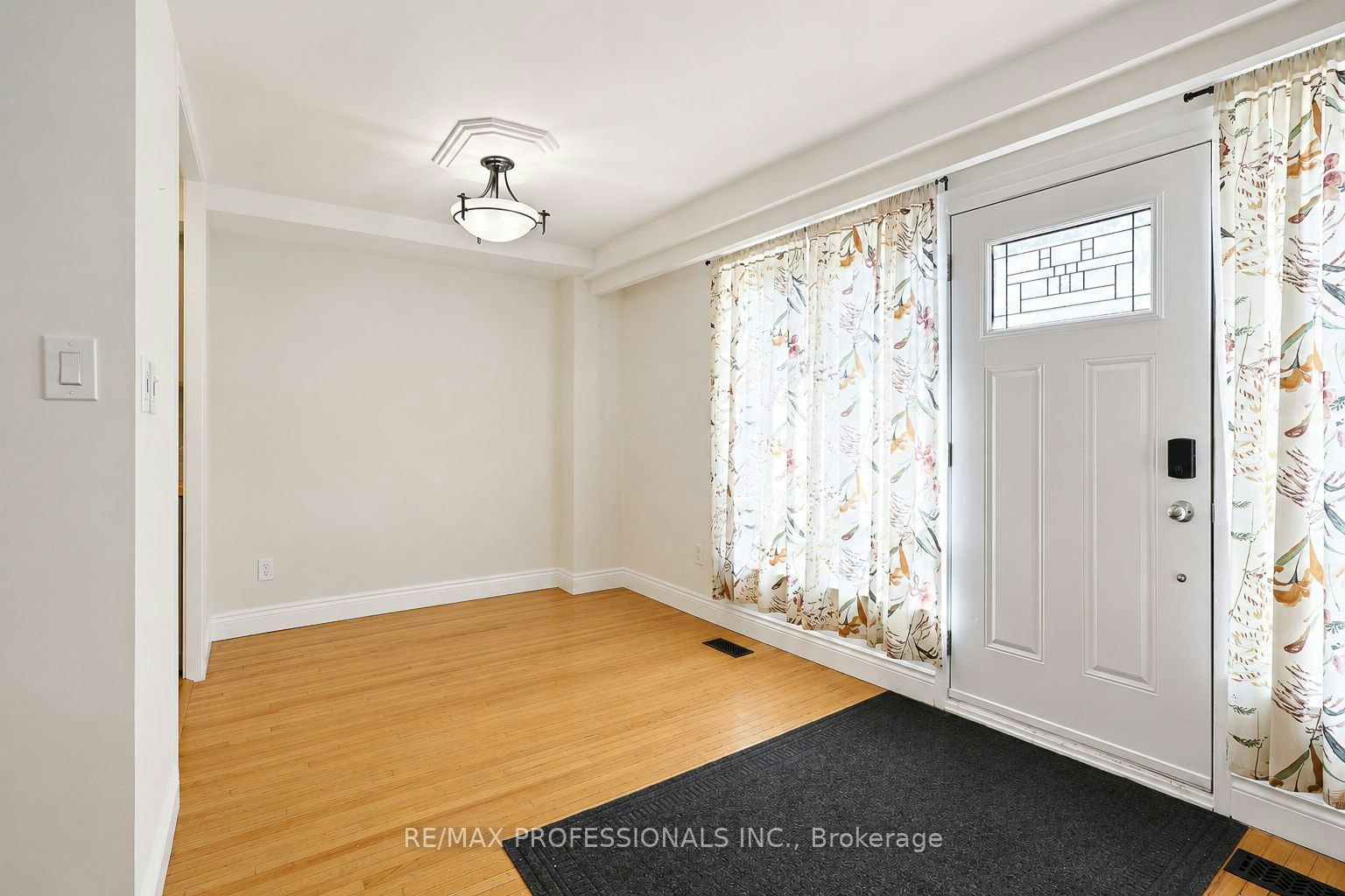 20-160 Carsbrooke Road, Toronto, ON, M9C 1G9 - 4