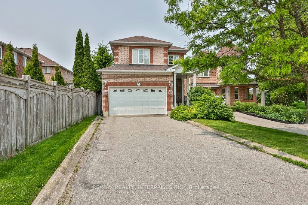 3 Jack Kenny Court, Caledon, ON, L7E 2M5