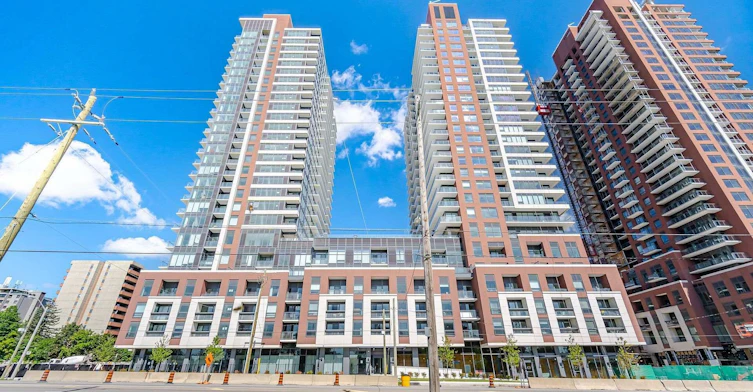 2220-4010 Eglinton Avenue W, Toronto, ON, M9A 4M2