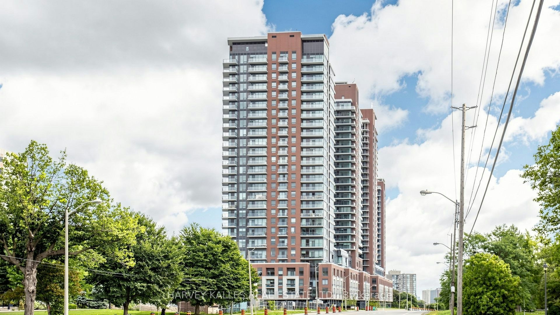 2220-4010 Eglinton Avenue W, Toronto, ON, M9A 4M2
