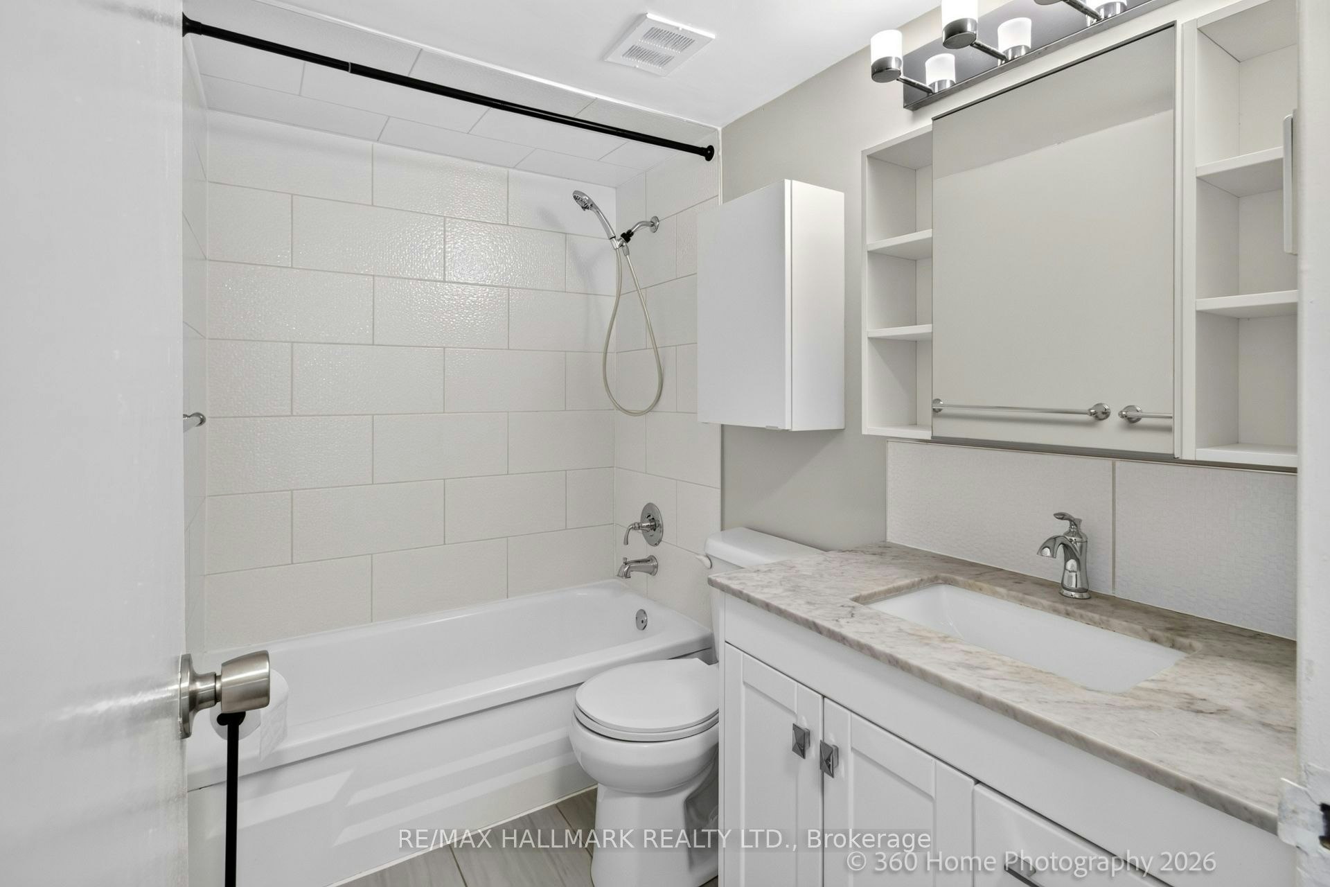 1111-360 Ridelle Avenue, Toronto, ON, M6B 1K1 - 13