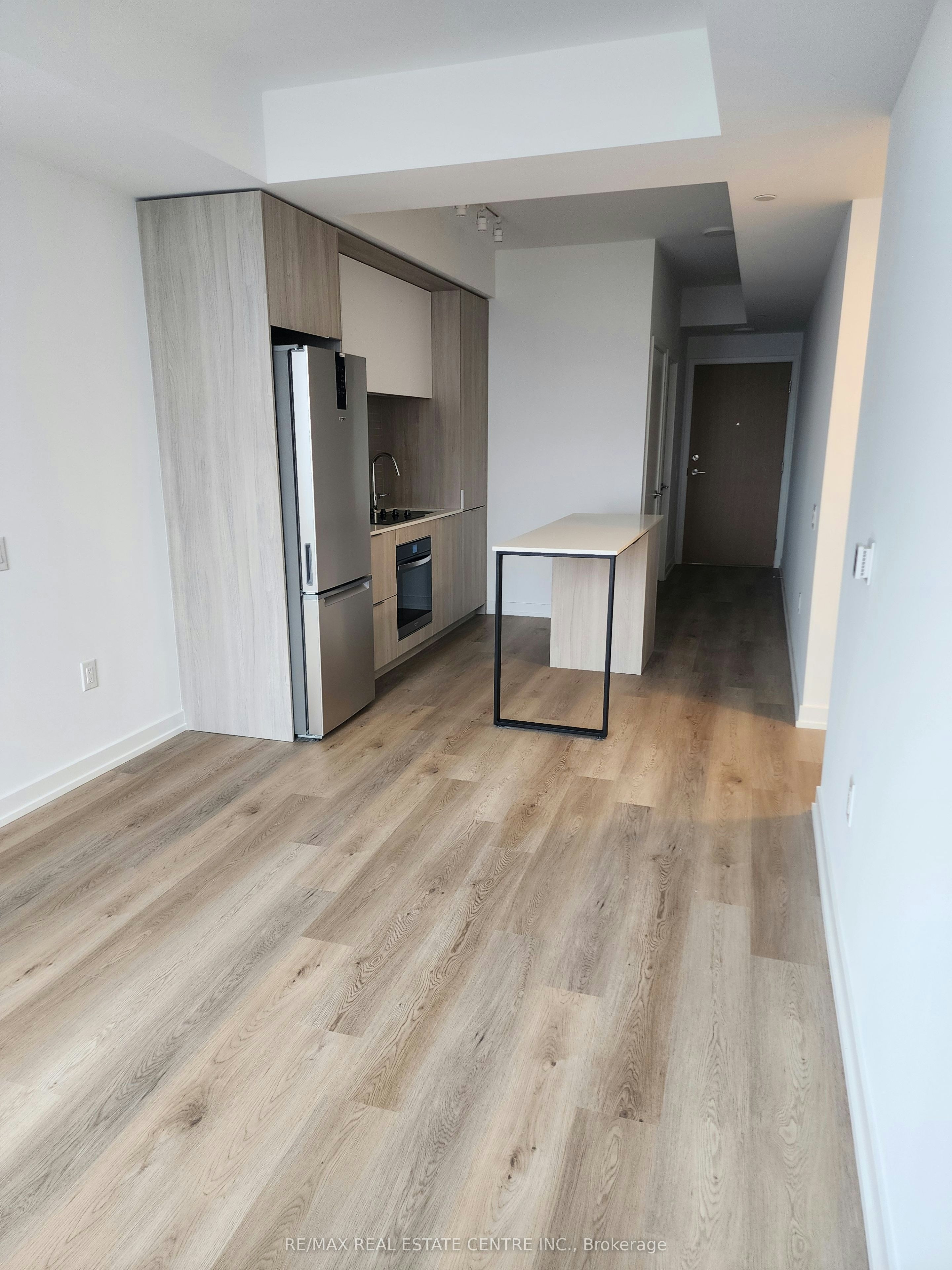 4305-395 Square One Drive, Mississauga, ON, L5B 0P6 - 4