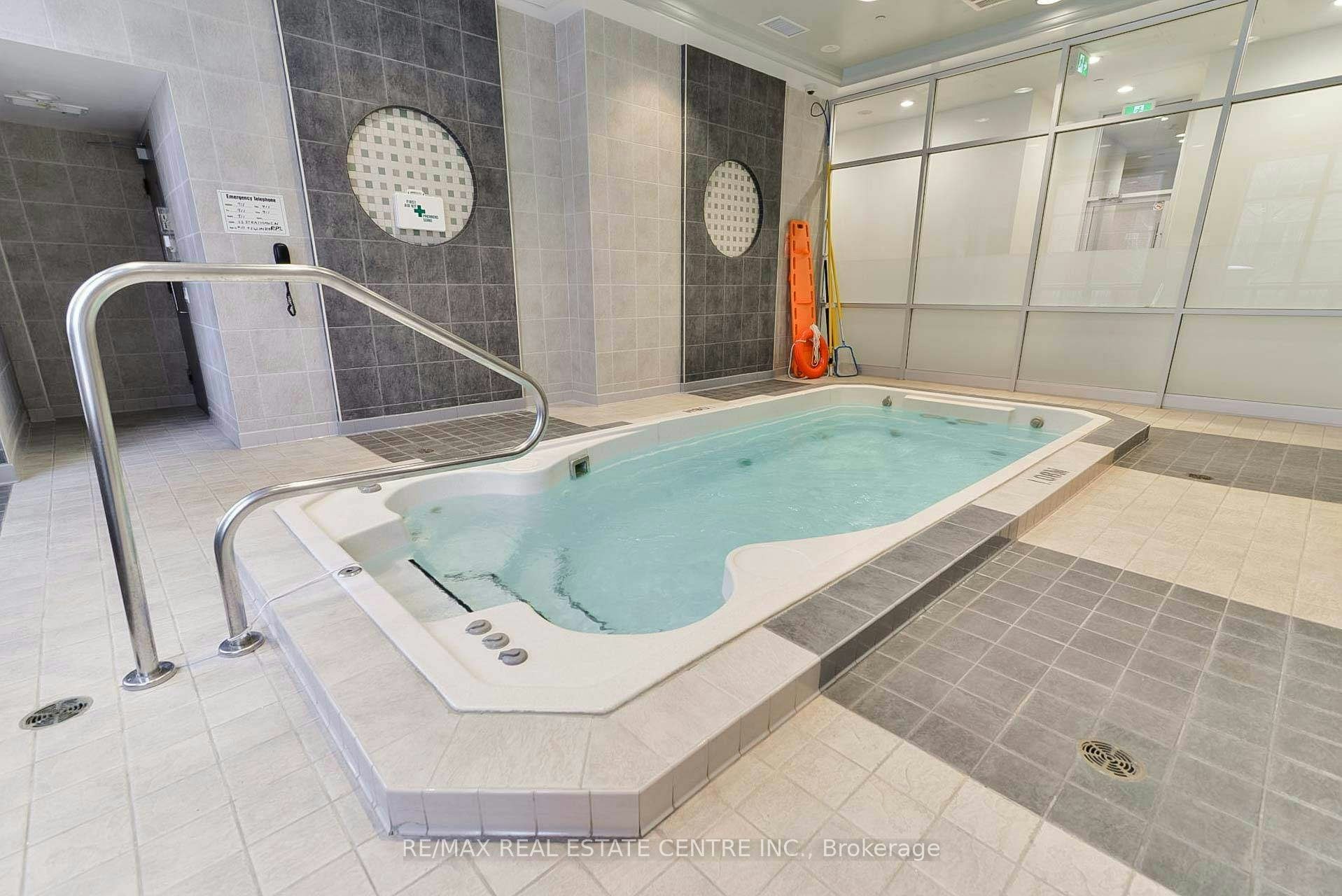 1013-55 Strathaven Drive, Mississauga, ON, L5R 4G9 - 32