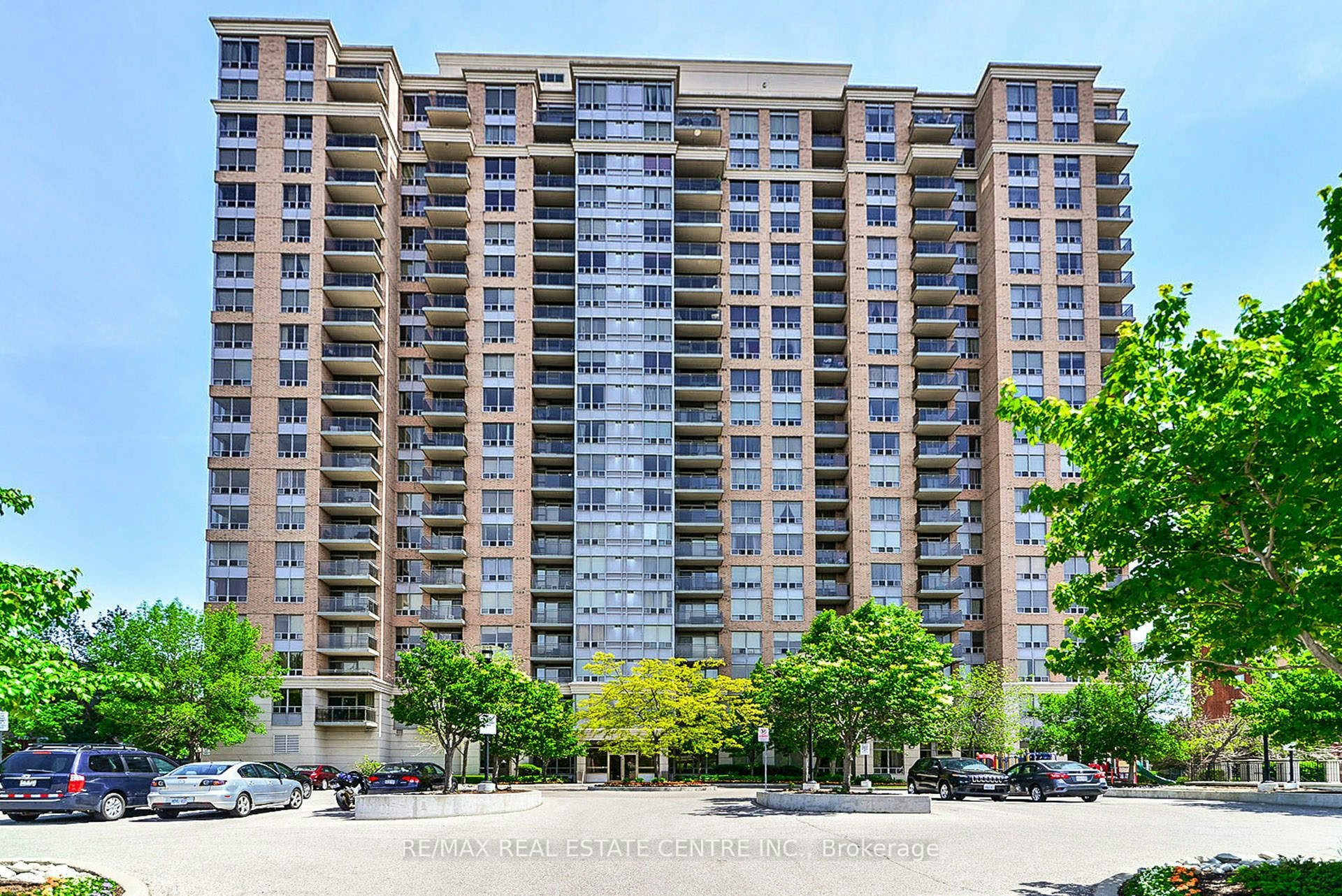 1013-55 Strathaven Drive, Mississauga, ON, L5R 4G9