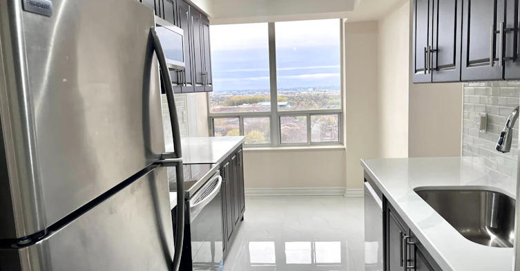1013-55 Strathaven Drive, Mississauga, ON, L5R 4G9 - 8