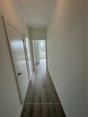 617-1140 Clarriage Court, Milton, ON, L9E 1B3 - 7