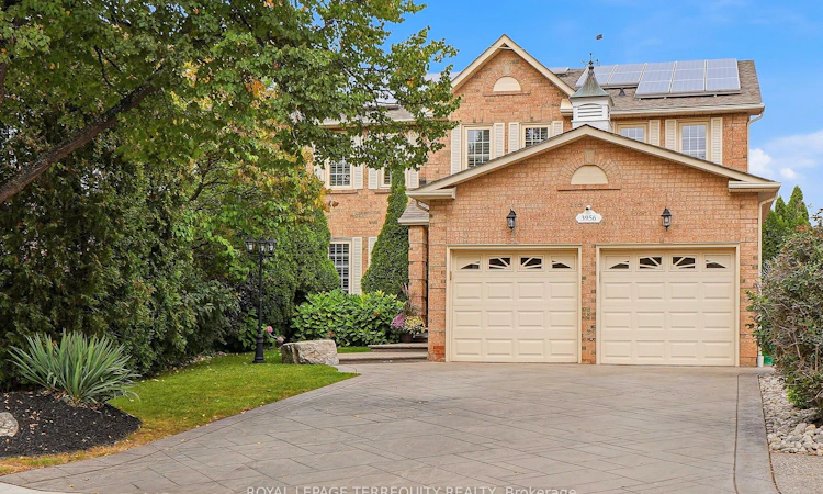 3956 Chadburn Crescent