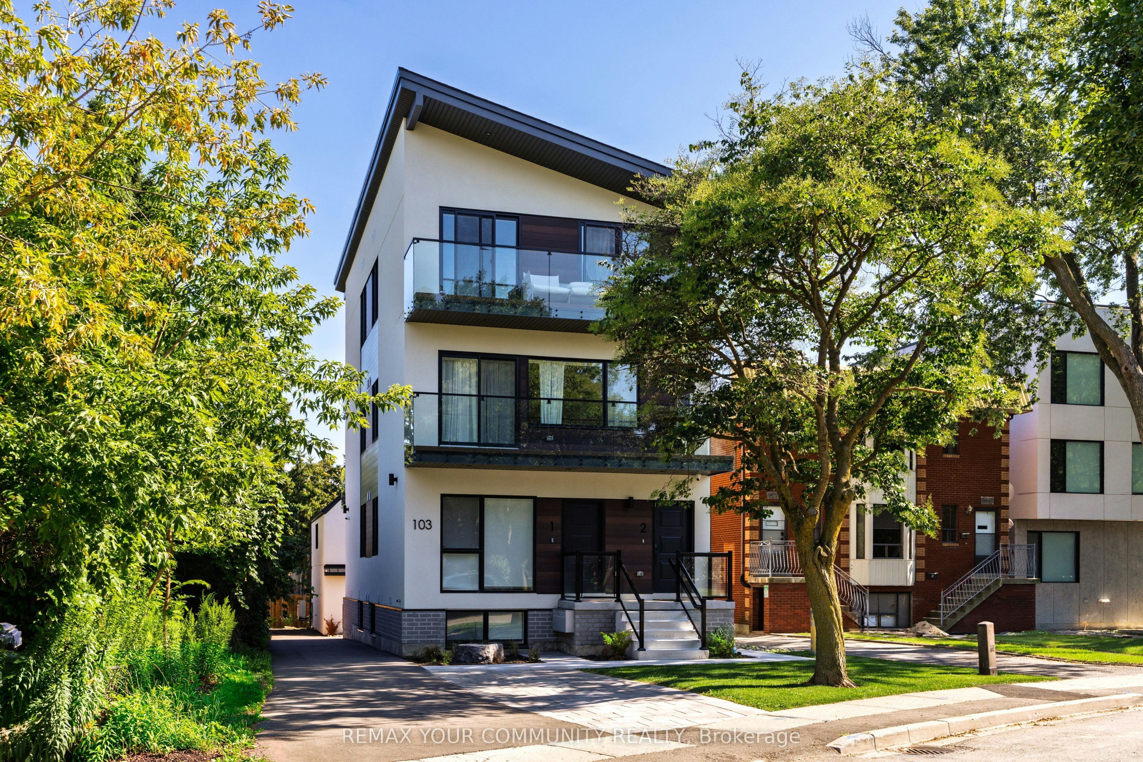 2-103 Cavell Avenue, Toronto, ON, M8V 1P5 - 3