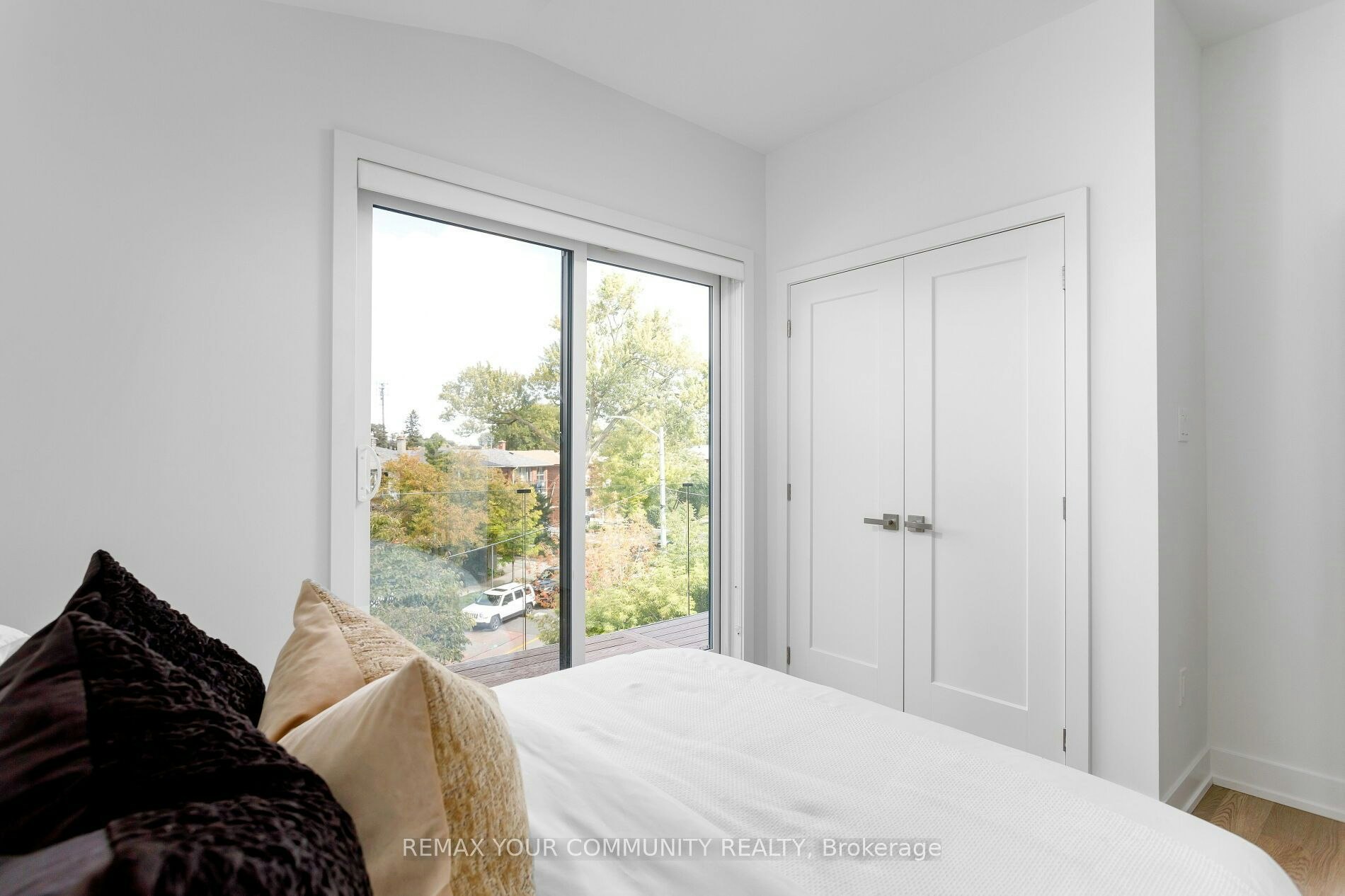2-103 Cavell Avenue, Toronto, ON, M8V 1P5 - 15