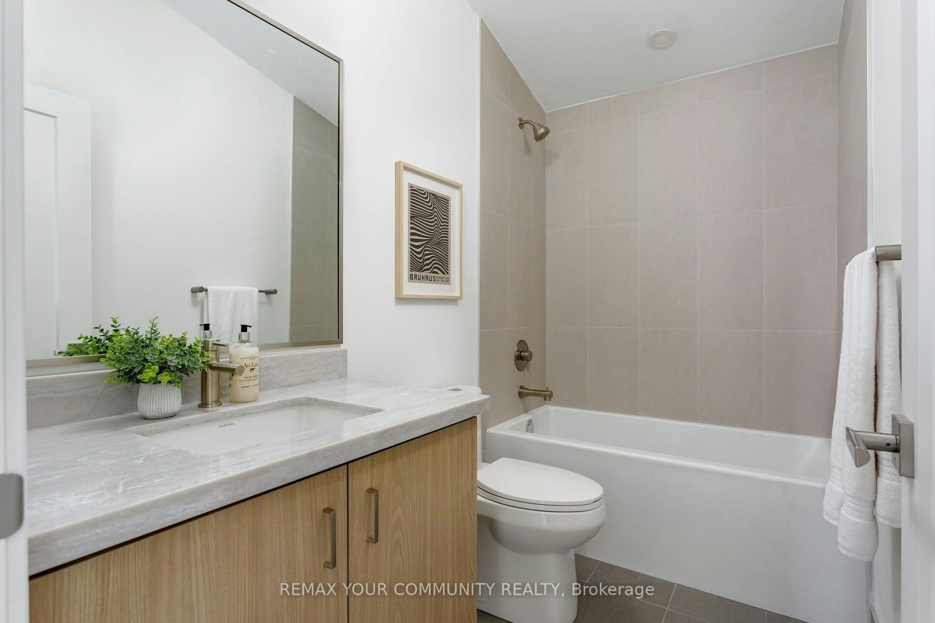 2-103 Cavell Avenue, Toronto, ON, M8V 1P5 - 13