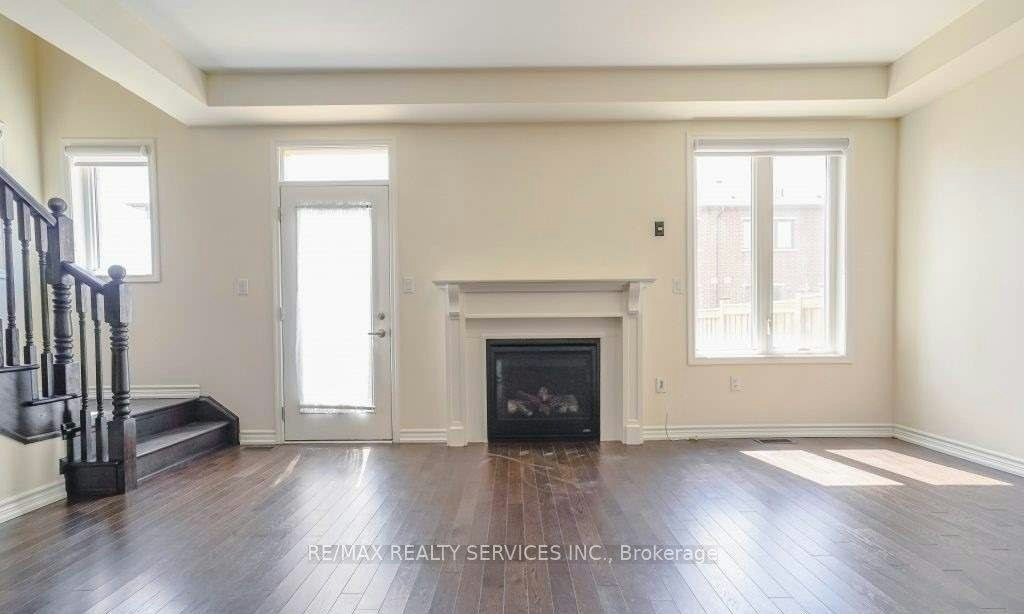 4 Divers Road, Brampton, ON, L7A 5C8 - 15