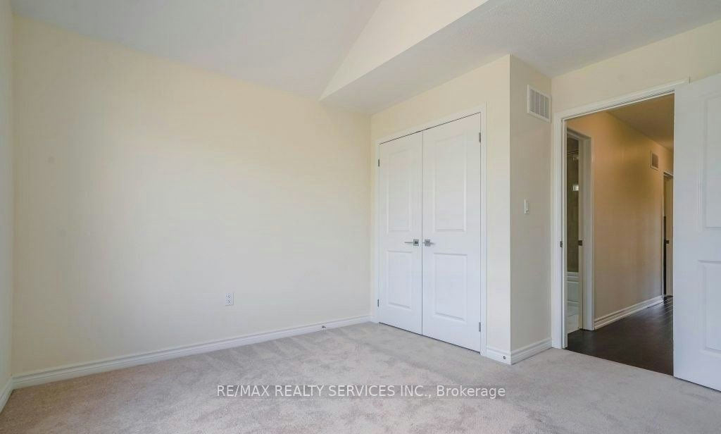 4 Divers Road, Brampton, ON, L7A 5C8 - 29