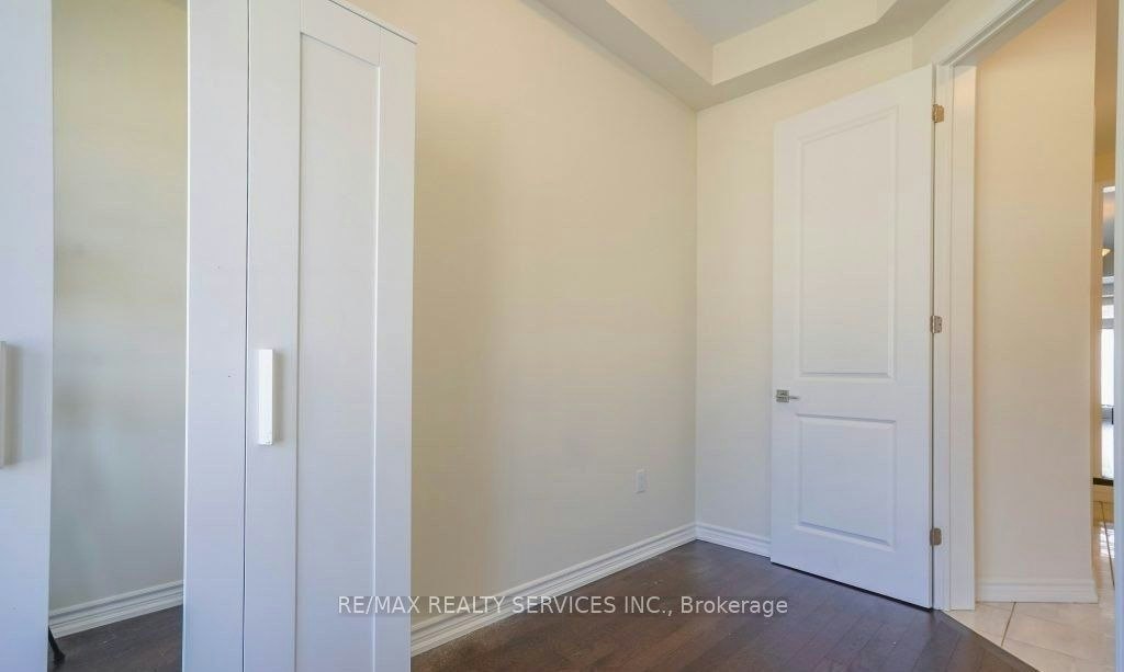 4 Divers Road, Brampton, ON, L7A 5C8 - 6