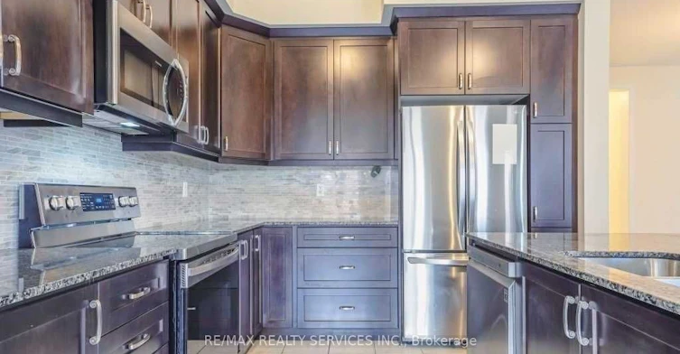 4 Divers Road, Brampton, ON, L7A 5C8 - 18