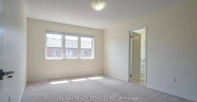 4 Divers Road, Brampton, ON, L7A 5C8 - 20