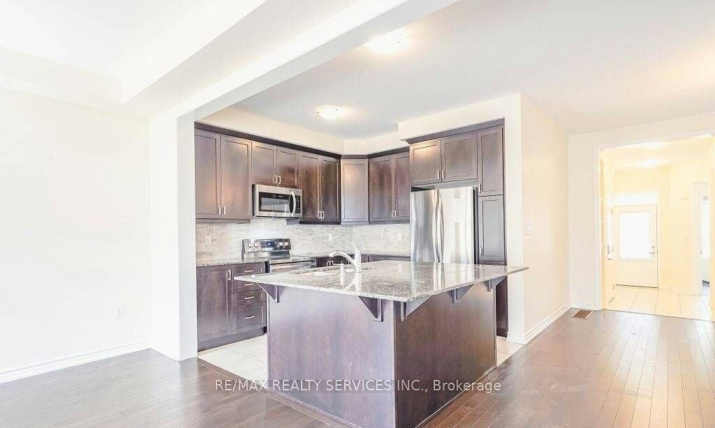 4 Divers Road, Brampton, ON, L7A 5C8 - 16