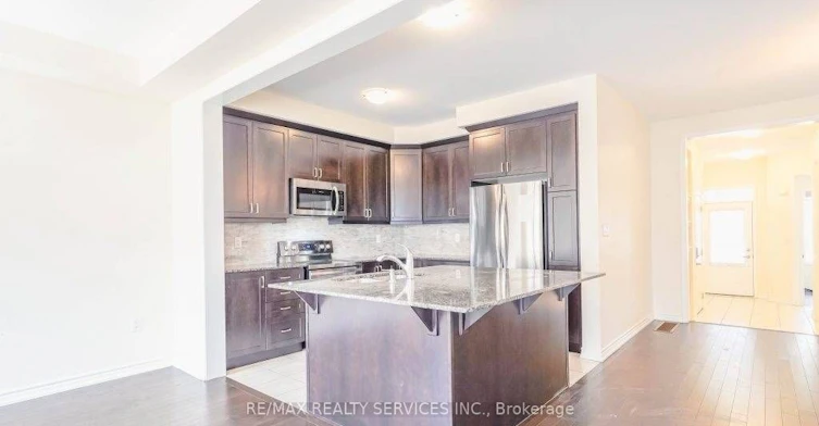 4 Divers Road, Brampton, ON, L7A 5C8 - 16