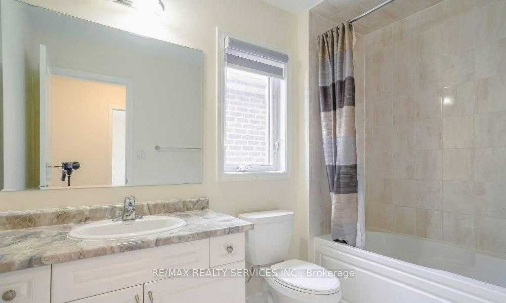 4 Divers Road, Brampton, ON, L7A 5C8 - 30